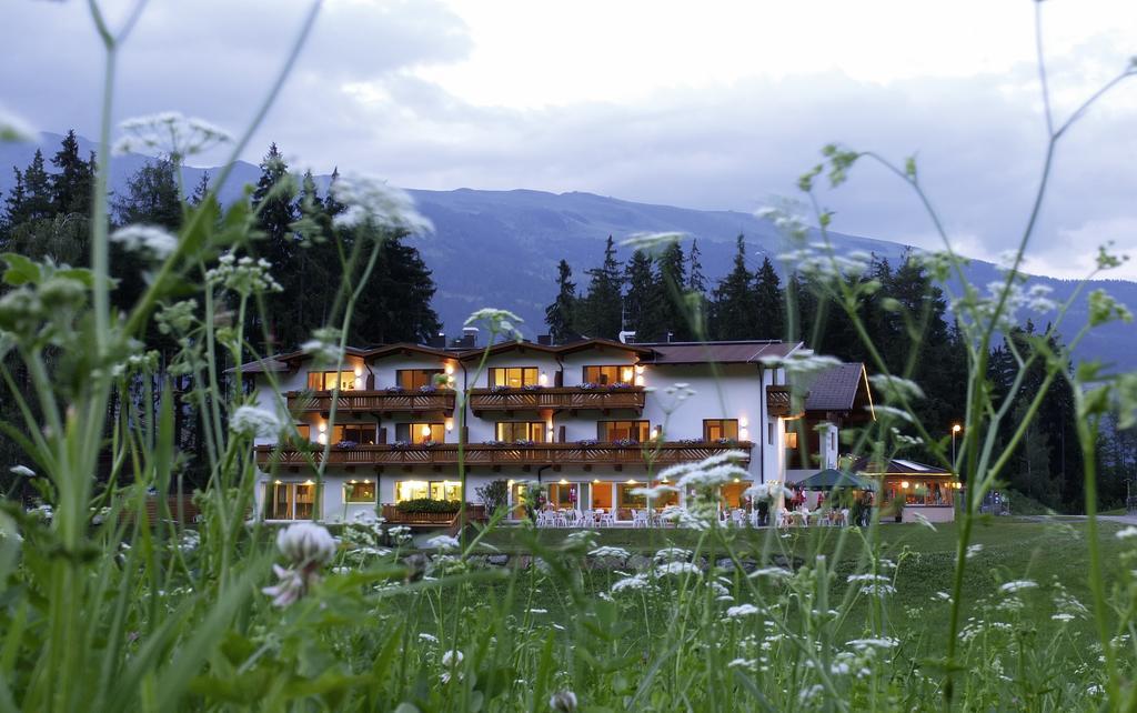 Familienhotel Moos-Alm Lienz Zewnętrze zdjęcie